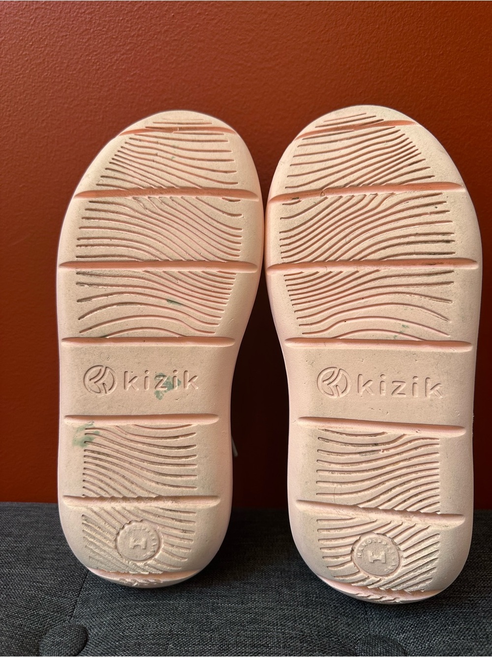 Kizik Roamer Bahama Hands Free Step in Slip On Sneakers Women’s Size 7.5 - Picture 12 of 13